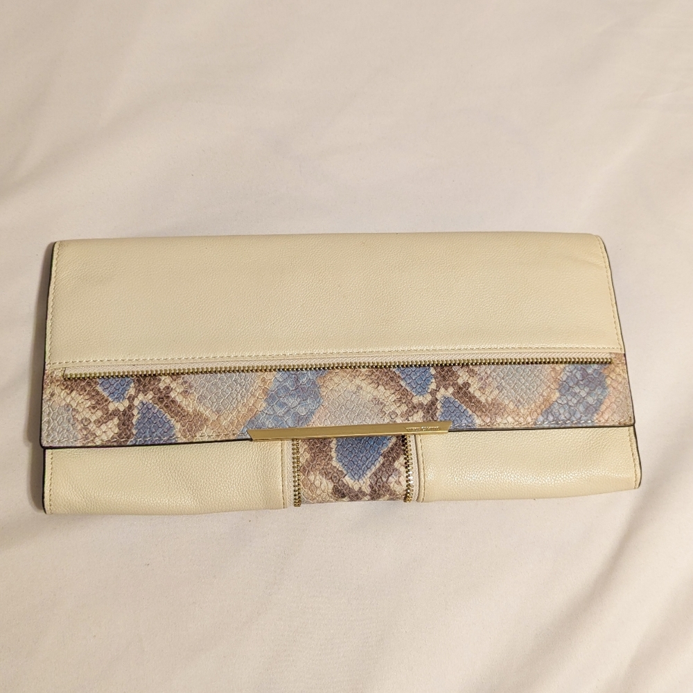 Vince Camuto Ivory Snakeskin Python Design Leathe… - image 3